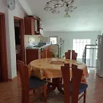 Monika Apartment *